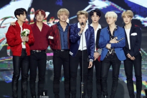 방탄소년단, ‘골든디스크’ 음반 부문 대상 등 3관왕