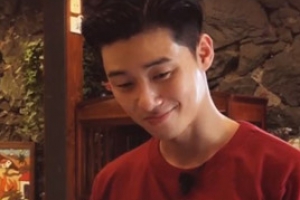 ‘윤식당2’ 러시아 손님 “박서준 외모 대박, 이목구비가 아름다워”