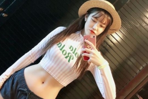 ‘베이글녀’ 전효성, 日 오키나와에서 휴가 중...“사진 대 방출. 신난다”