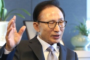 [속보]이명박 오후 5시 직접 입장발표