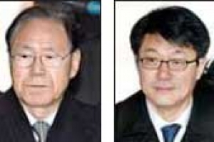 ‘국정원 뇌물’ 김백준·김진모 구속…檢 “특활비 상납, MB에 대면 보고”