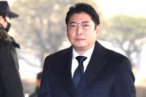 [서울포토] 검찰 출석하는 조현준 효성그룹 회장