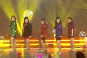 셀럽파이브, 김신영-송은이-신봉선-안영미-김영희 ‘충격 비주얼+칼군무’