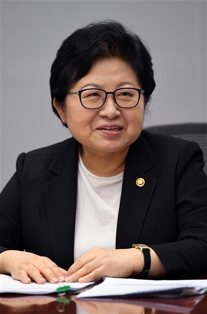 정현백 여성가족부 장관