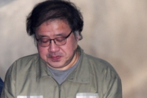 안종범 “부영 회장, 세무조사 청탁한 적 없다” 서면증언