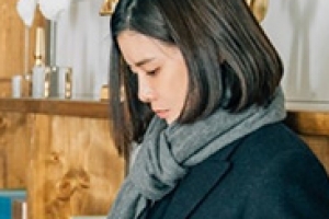 ‘마더’ 이보영-허율-이혜영-고성희, 대본에 열중하는 모습 포착 ‘완벽 몰입’