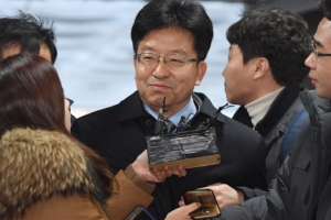 [서울포토] 장석명 전 비서관, 취재진 질문에 ‘묵묵부답’