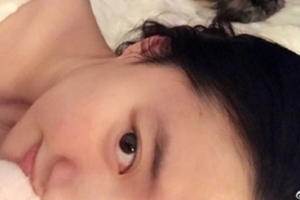 ‘송승헌과 결별’ 유역비, 청순 민낯 공개한 근황 포착 ‘스마일’