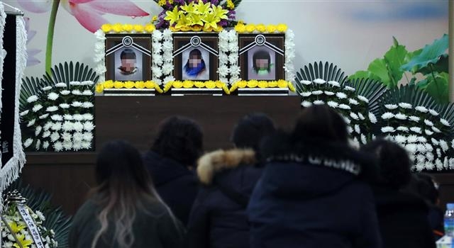 ‘서울 종로여관 화재’ 장흥 세모녀의 장례식