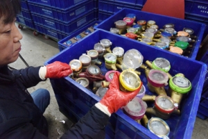 동파된 계량기들 ‘수북’