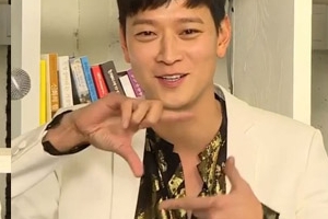 강동원, 라디오 출연..‘배철수의 음악캠프’서 ‘골든슬럼버’ 홍보