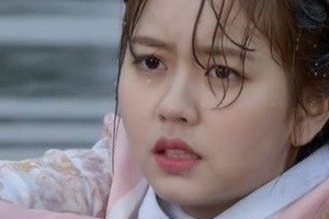 첫방 ‘라디오 로맨스’ 김소현, 윤두준 섭외 위해 수중촬영 대역까지