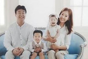 소유진 가족사진 공개, 화목한 모습 “셋째 출산 D-10”