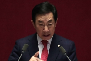 김성태 교섭단체 대표연설에 여야 4당 “정부 탓만” 혹평