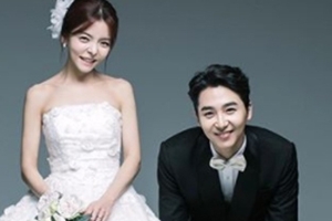 유하나♥이현 3일 결혼, 4년 열애 결실 ‘미소 가득 웨딩사진’
