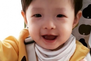 조정치 딸, 훌쩍 큰 근황 포착 ‘아빠 똑 닮은 얼굴’