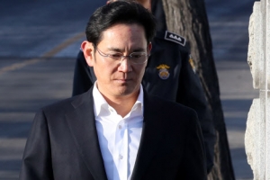 석방 이재용 “아버지 이건희 만나러 가겠다”