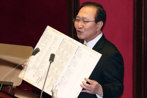 ‘국회가 뽑는 실세 총리’ 주장하는 자유한국당 비판한 노회찬