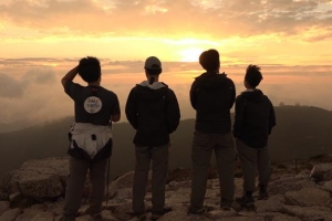 ‘나 ’를 찾아 산으로 간 위기의 청소년들