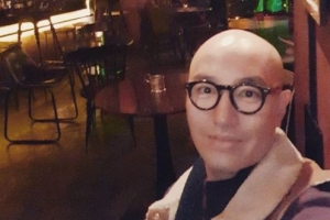 ‘이태원 스타 셰프’ 홍석천, tvN 음식 예능 ‘현지에서 먹힐까?’ 출연 확정