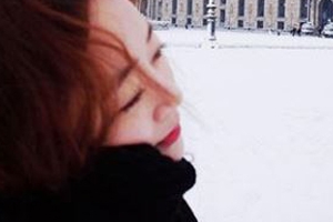 김효진, 눈 내린 파리서 근황 포착 ‘돋보이는 미모’