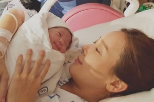 소유진 출산, 셋째 딸 바라보는 백종원 흐뭇한 미소 “삐삐야 안녕~”