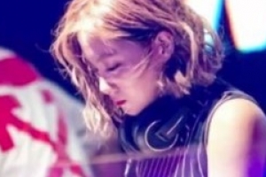 ‘해투’ 박나래, DJ 사진 공개 ‘레전드 미모’에 “사기다”