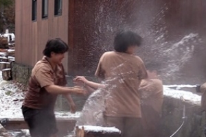 ‘효리네 민박2’ 비장의 무기 노천탕 첫 개시..이효리-윤아 ‘흥 폭발’