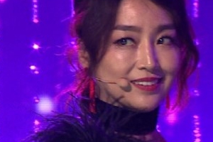 ‘불타는 청춘’ 이연수, 엄정화 ‘초대’로 반전 섹시美 “이연수의 재발견”