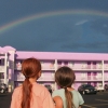 6살 꼬마와 친구들의 컬러풀한 여름 이야기…‘플로리다 프로젝트’ 예고편