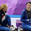 ‘왕따’ 논란 여자 빙속 팀추월, 폴란드에 패해 꼴찌…노선영 자리는