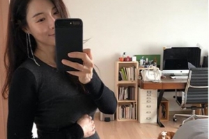 “임신 21주차”...가희, 아름다운 D라인 공개