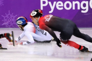 쇼트트랙 남자 5,000ｍ 계주 ‘노 메달’…결승서 넘어져