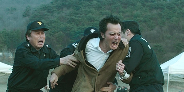 영화 ‘7년의 밤’ 티저 예고편 한 장면.