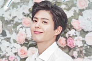 박보검 팬미팅 개최, 봄을 부르는 심쿵 미소 ‘바.라.봄’