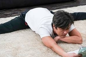 ‘키스 먼저 할까요’ 감우성의 놀라운 유연성 ‘40대 맞아?’