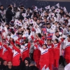 [포토] ‘공동 입장 다른 국기’ 흔들며 입장한 평창동계올림픽 폐회식