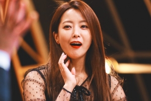 ‘토크몬’ 김희선, 거침없는 19금 토크 “시청률 위해서라면”