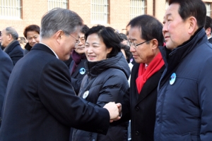 홍준표, 청와대 간다…여야대표 회동 참석