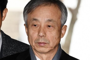 ‘DJ 비자금 추적 협조’ 이현동 전 국세청장 1심서 무죄…구속 6개월 만에 석방