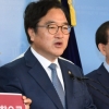 [서울포토] 선거연령 하향 주장하는 우원식 원내대표