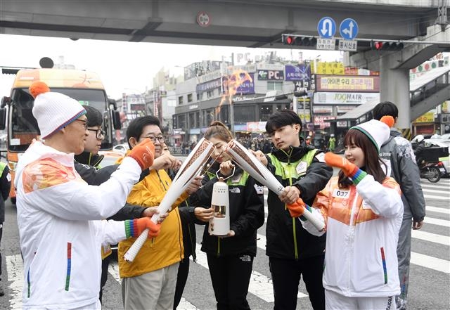 김기동 광진구청장 성화 봉송행사 참석