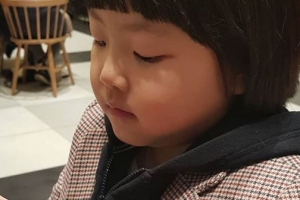 정웅인 딸 다윤, 훌쩍 큰 근황 포착 ‘여전한 귀요미’