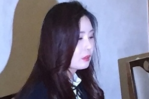 최사랑 “허경영과 사실혼 관계..영부인 약속”