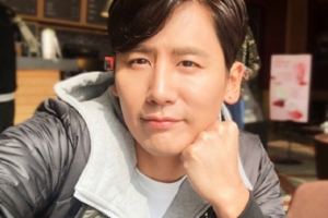 ‘추자현♥’ 우효광, 웨이보에 직접 올린 ‘우블리’ 3종 세트...‘셀카 조하’