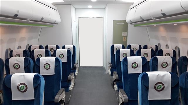 청주시 항공우주진로 체험센터의 항공기 객실훈련시스템 내부 모습.  청주시 제공