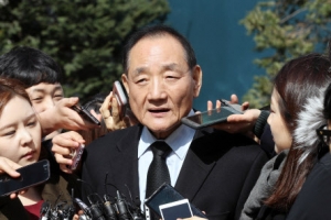 MB측 “큰돈 들어 변호인단 구성 어렵다”