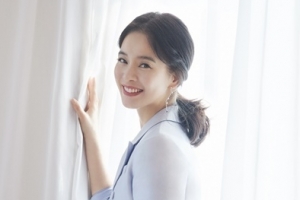 ‘션 아내♥’ 정혜영, 5년 만에 드라마 복귀...‘이별이 떠났다’ 출연 확정