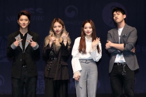 방탄처럼 SNS 입소문 타고… 세계 3대 음악마켓에 선 KARD