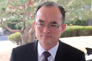 MB 수사팀, 구속·불구속 방안 모두 보고…문무일 “충실히 검토”